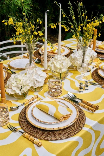 DORIS NAPKINS YELLOW, SET OF 4